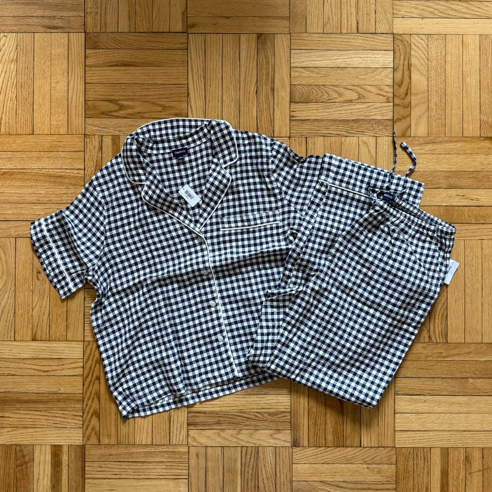 GAP Black and White Gingham Pajama Set